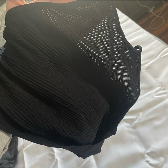 BCBGENERATION Small/Medium Black Ribbed Perforated Mesh High Neck Bralette Top - Picture 4 of 4